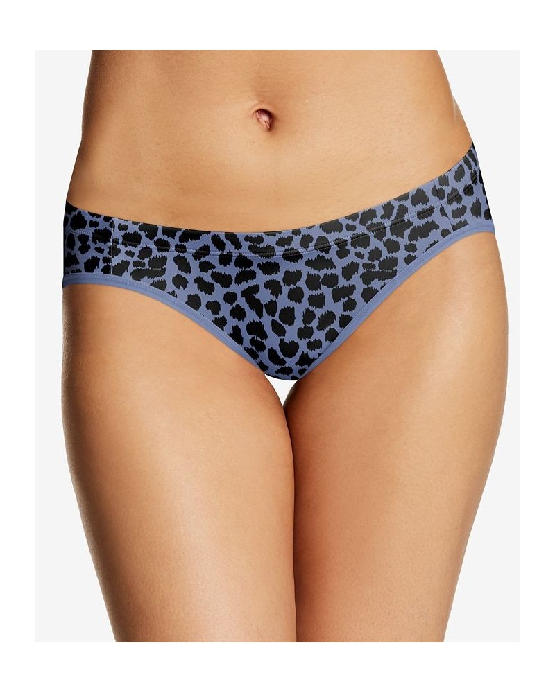 Women's Barely There Invisible Look Bikini DMBTBK Nightshade Spot Animal $9.08 Panty