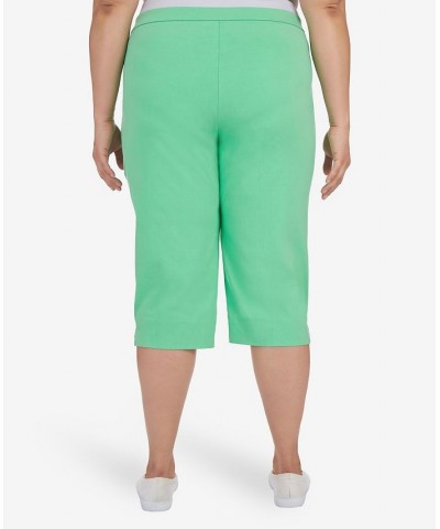 Plus Size Tropical Allure Clamdigger Capri Pants Green $34.29 Pants