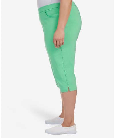 Plus Size Tropical Allure Clamdigger Capri Pants Green $34.29 Pants