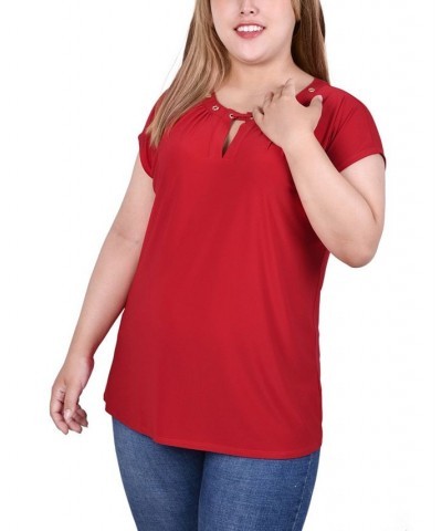 Plus Size Short Sleeve Grommet Top with Keyhole Red $14.35 Tops